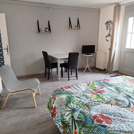 Le Cheval Blanc Hotel Carrouges Luaran gambar